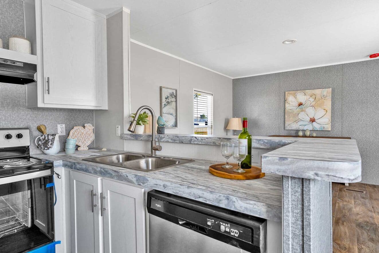 Valuhomes 14663p kitchen home features