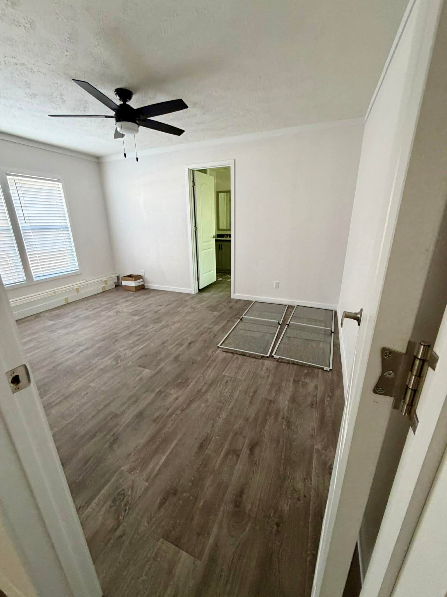 The declaration  interior home features