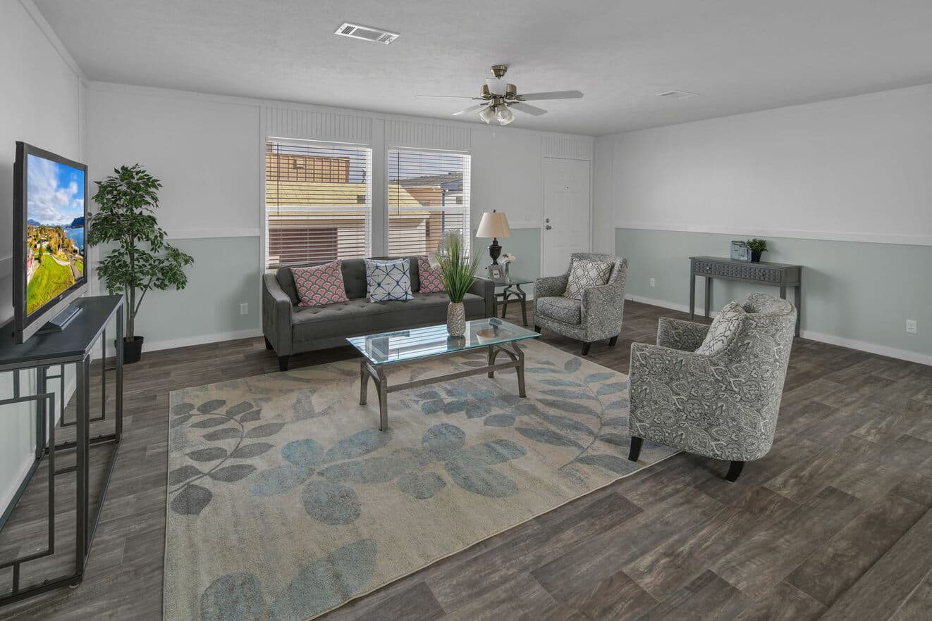 Valu maxx premier 32643e interior home features