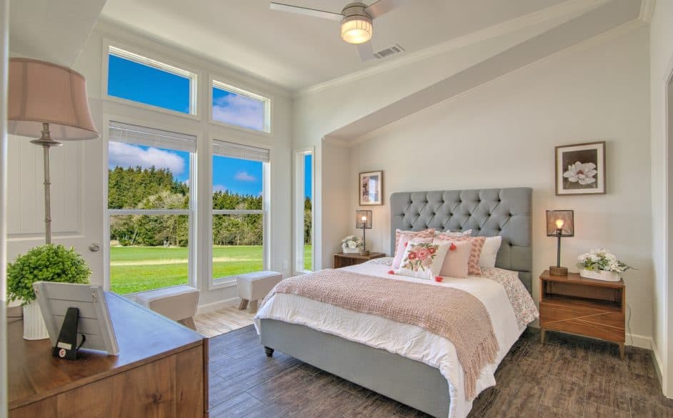 Falcon l40ep8 bedroom home features