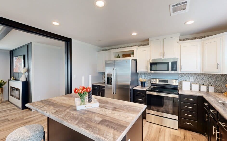 Emerald r48f kitchen home features