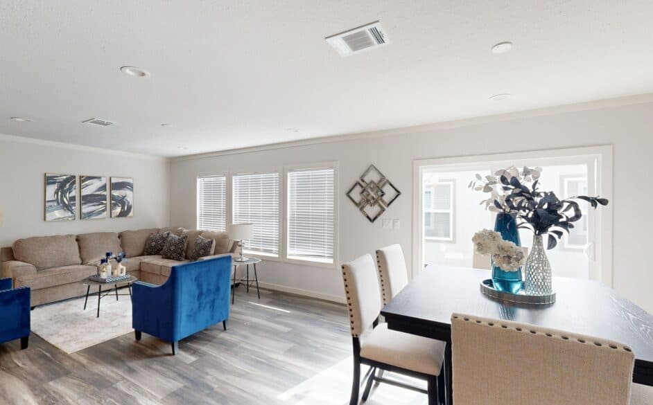 Nordic 6364 hero and interior home features