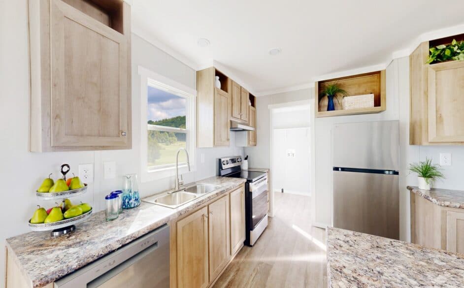 Silverado 2348 kitchen home features