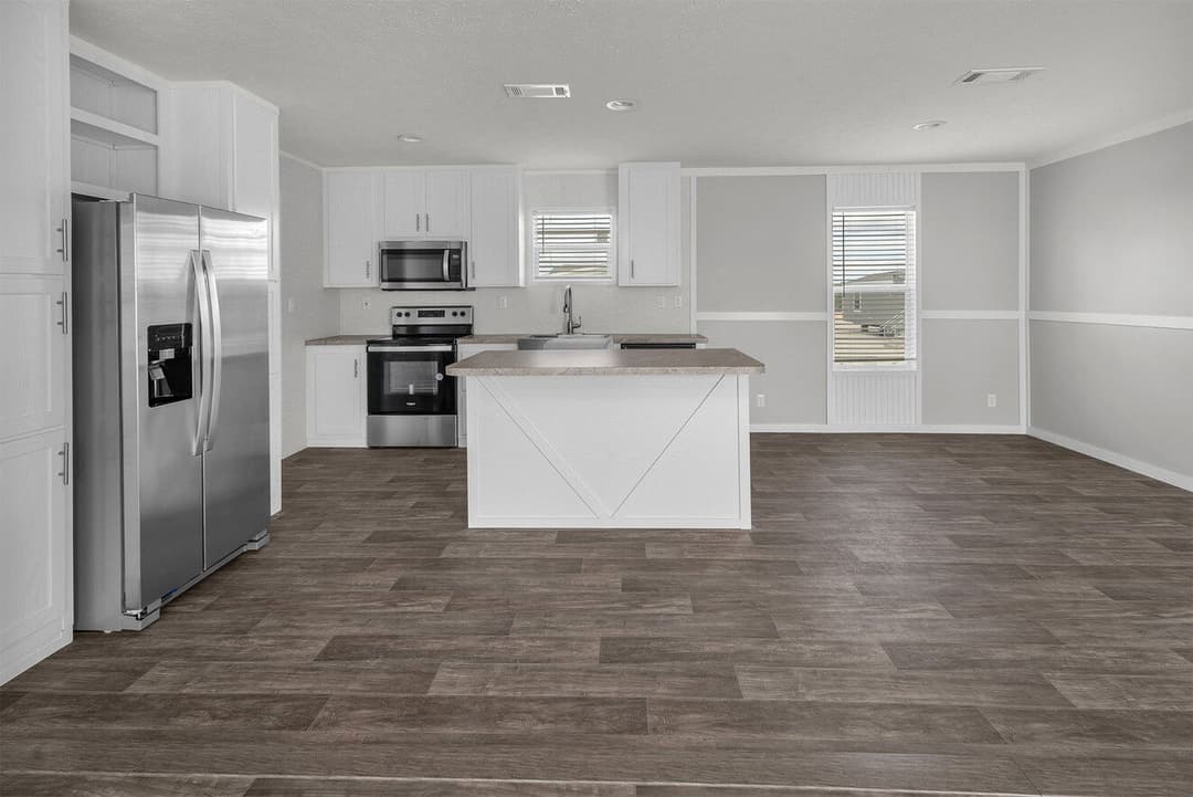 Valu maxx 28563m interior home features