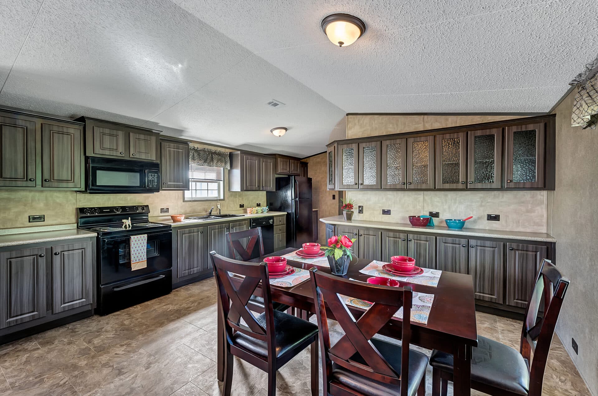 Heritage h-1680-32b kitchen home features