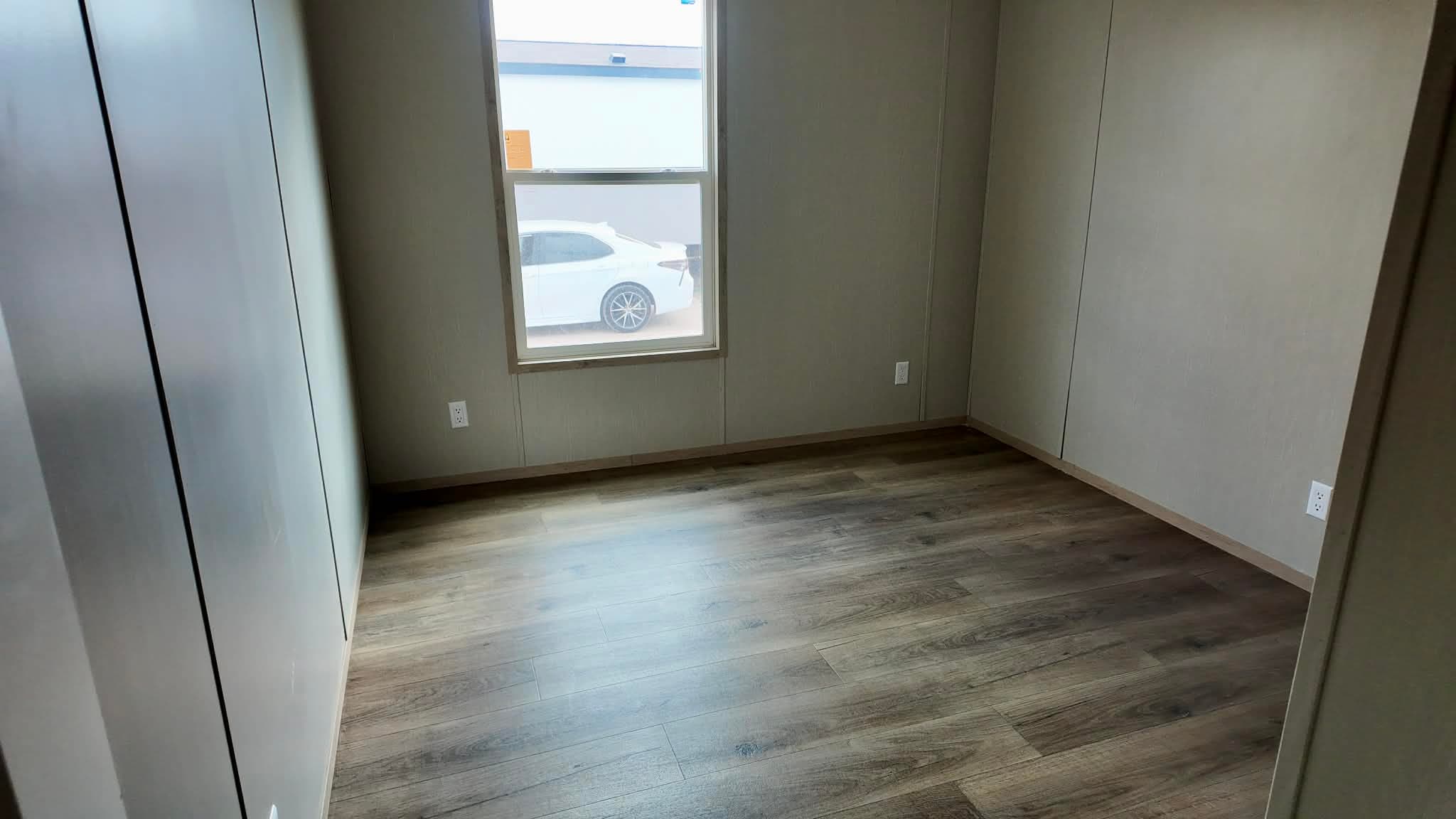 The lainey (hot deal)  home features