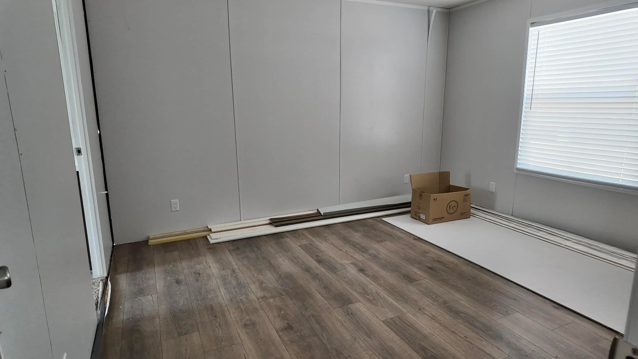 The shamrock (hot deal)  home features