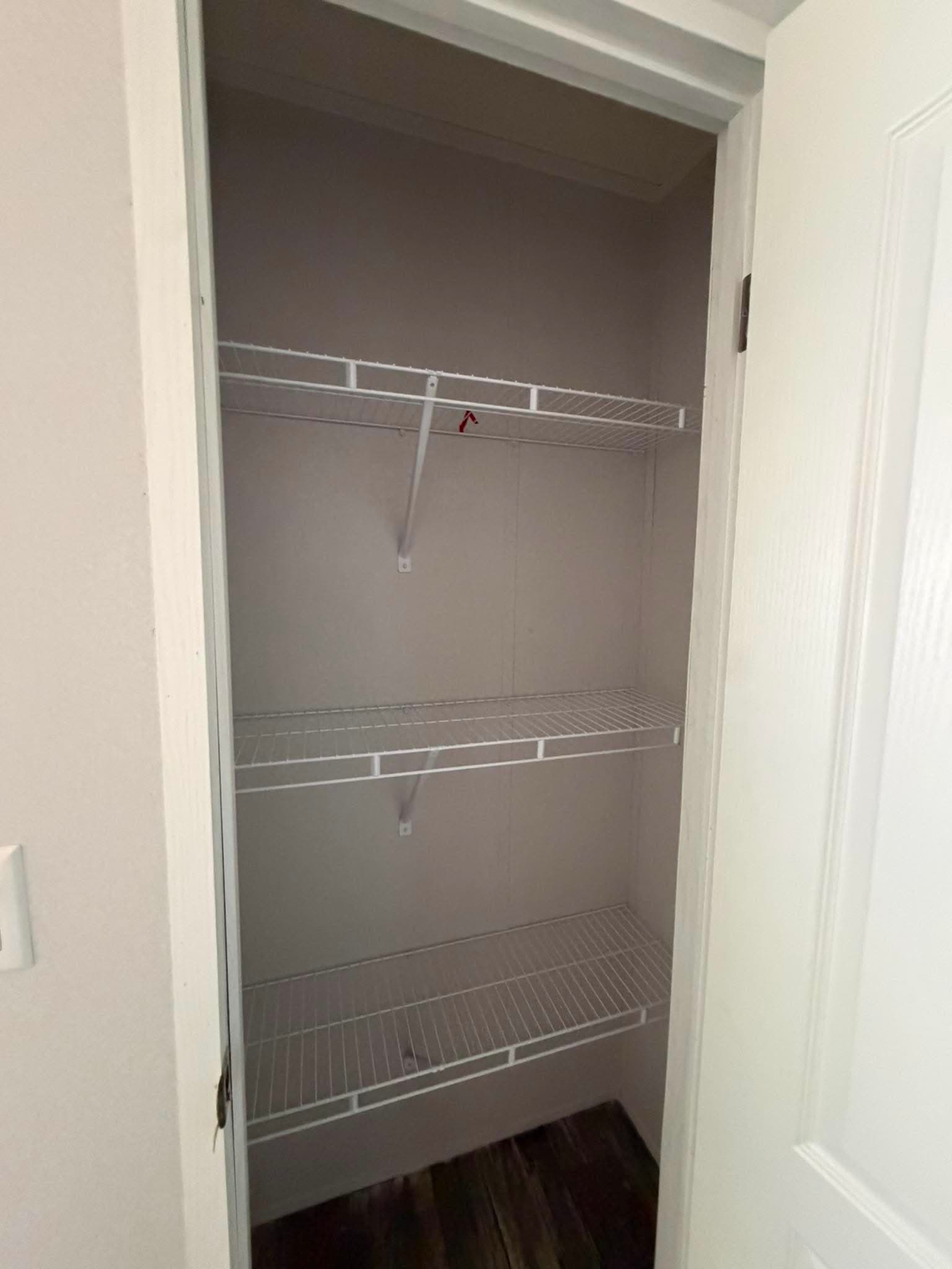 The belle (hot deal) interior home features
