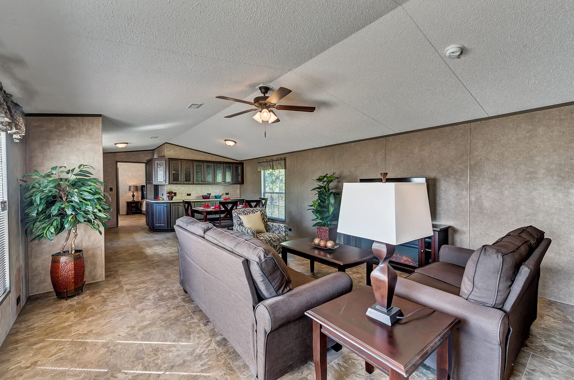 Select s-1680-32b interior home features