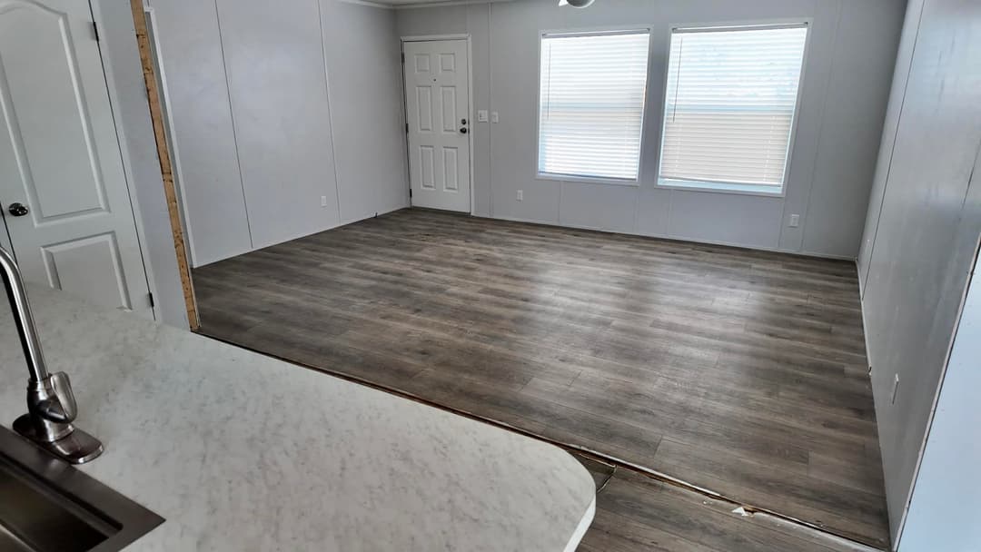 The shamrock (hot deal) interior home features