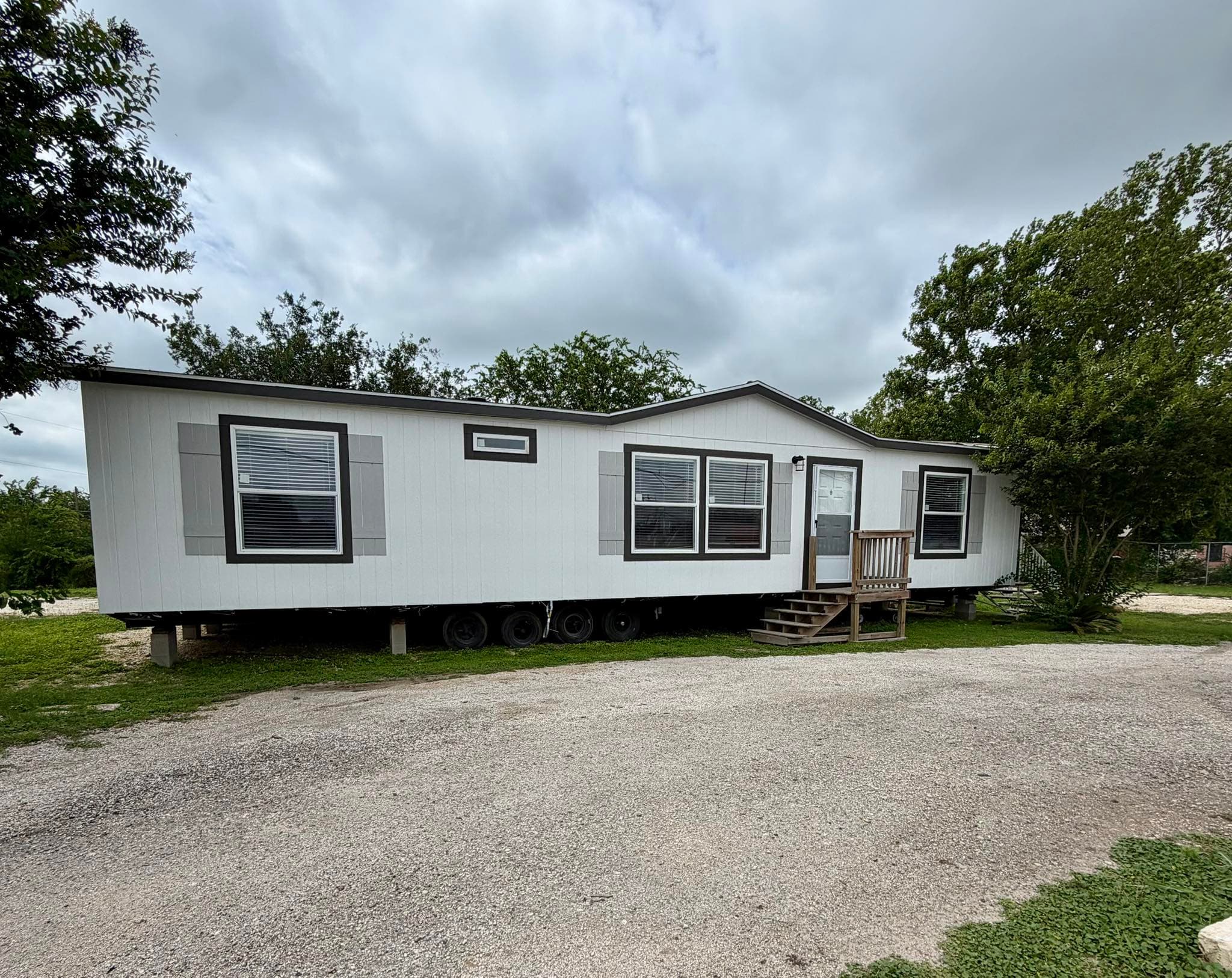 The belle (hot deal)  home features