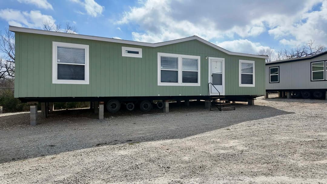 The shamrock (hot deal) exterior home features