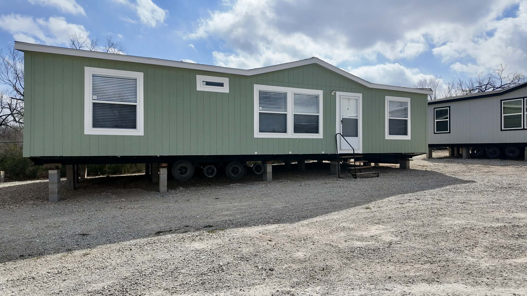 The shamrock (hot deal) exterior home features