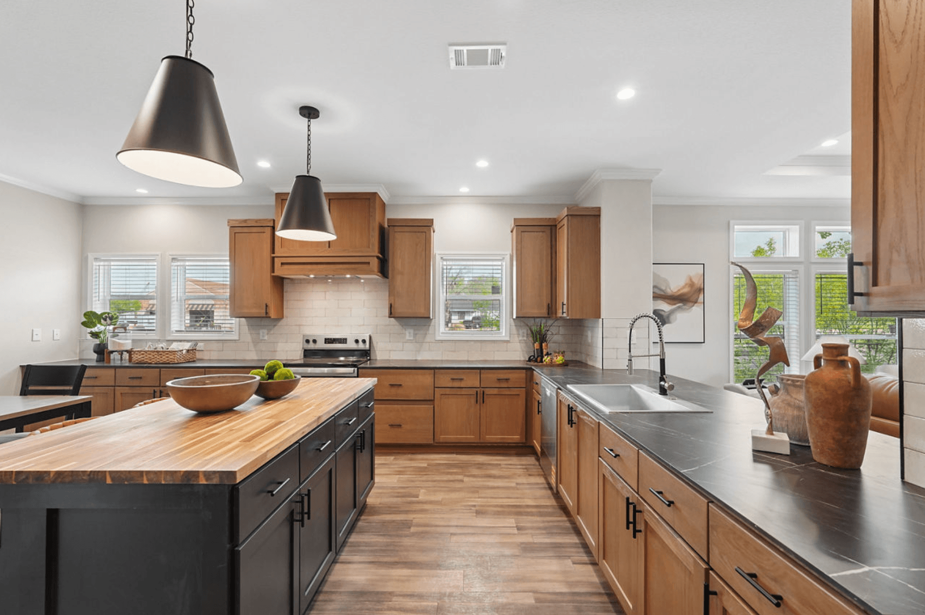 The haven  kitchen home features