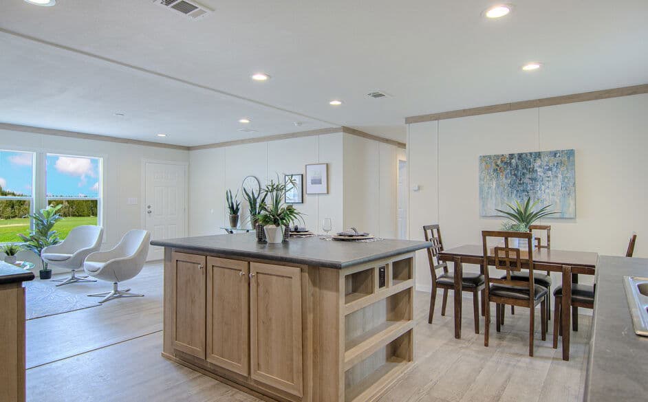 Corral 2354 kitchen home features