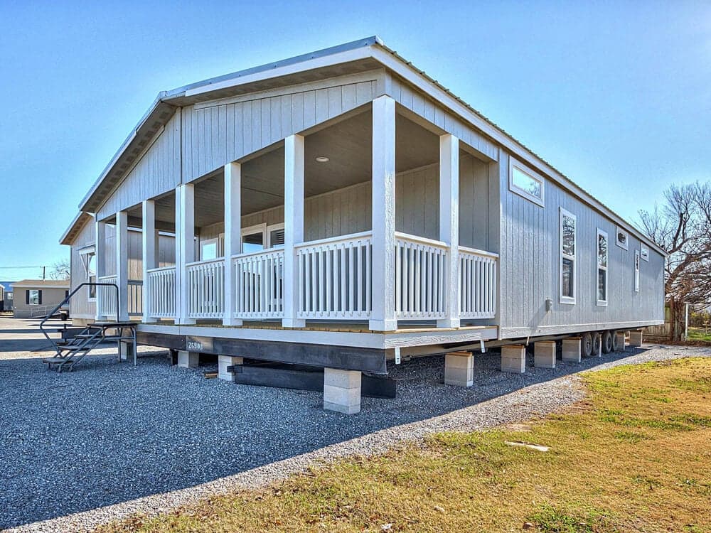 The fiesta 2.0 exterior home features