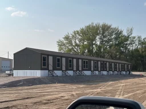Workforce o-16×44-22aof elevation and exterior home features