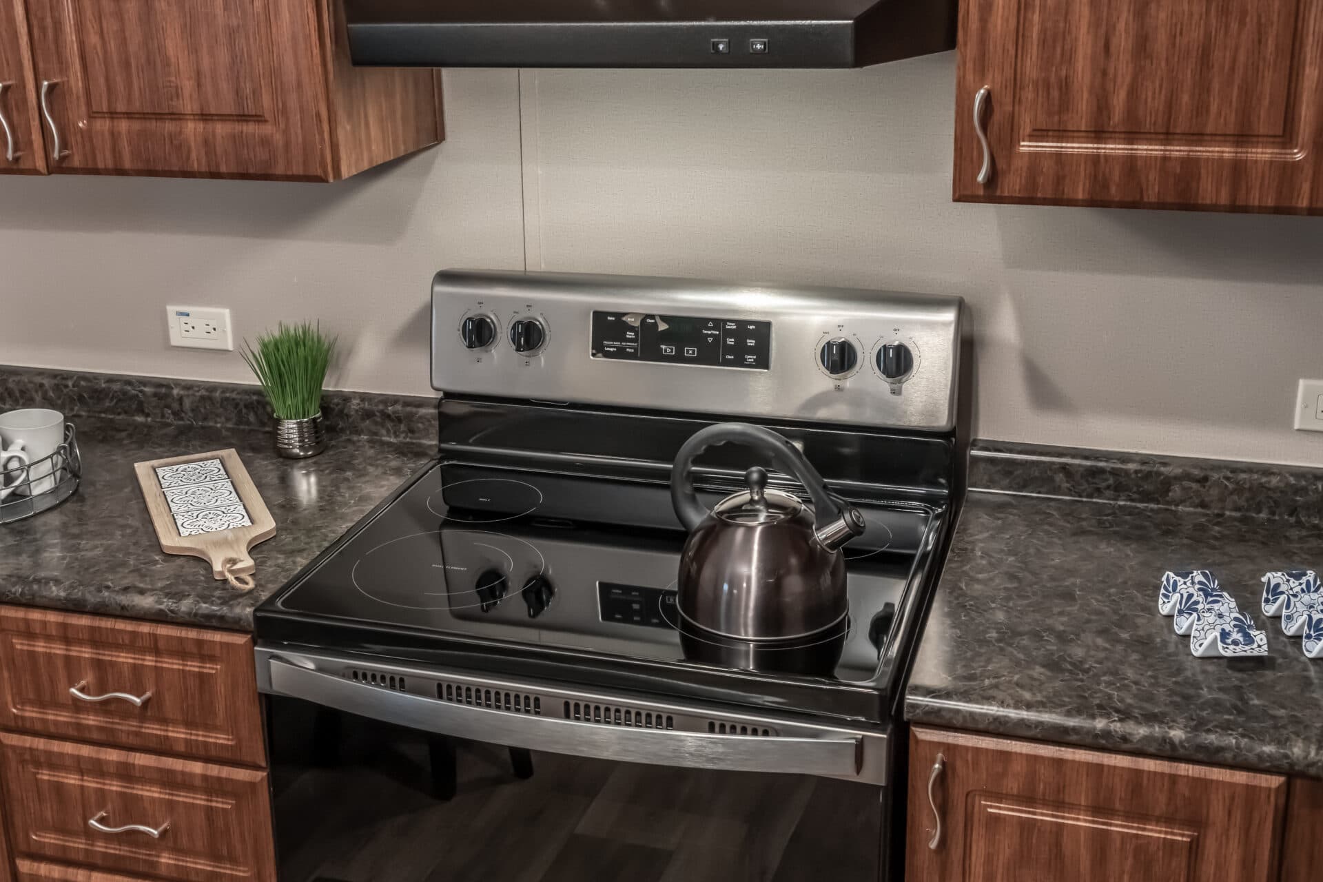 Heritage h-1664-32c kitchen home features
