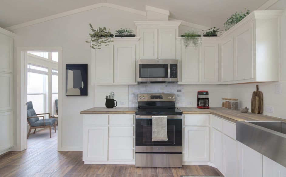 Sapphire 5863 kitchen home features