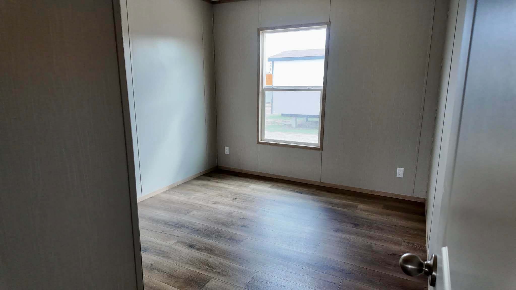 The lainey (hot deal)  home features