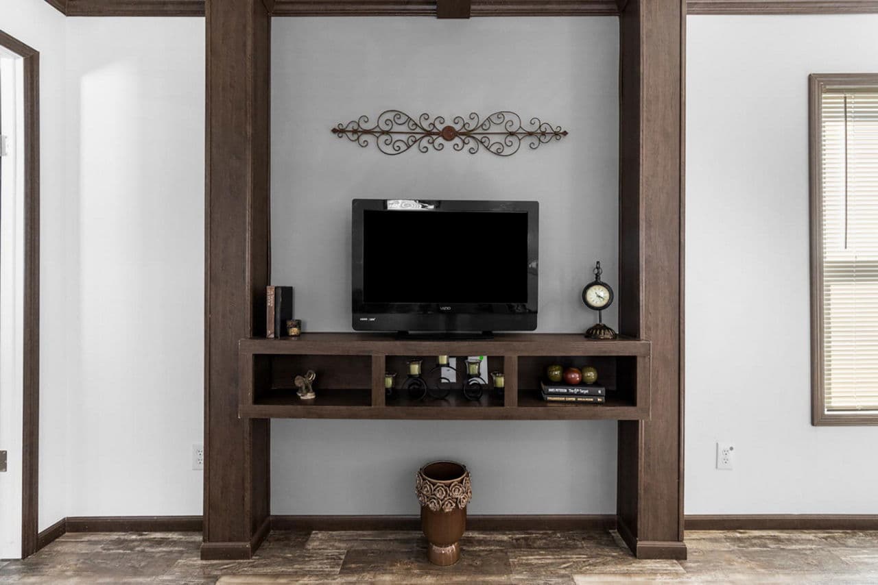 The frenchman interior home features