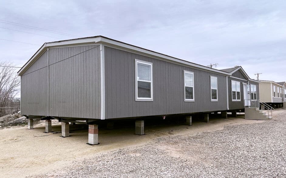 Frontier lodge t68s elevation and exterior home features