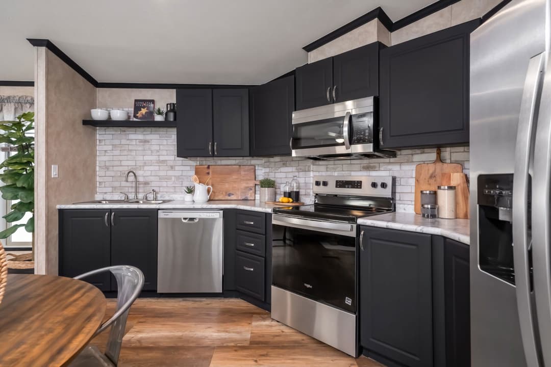 Classic c-1680-32flp kitchen home features