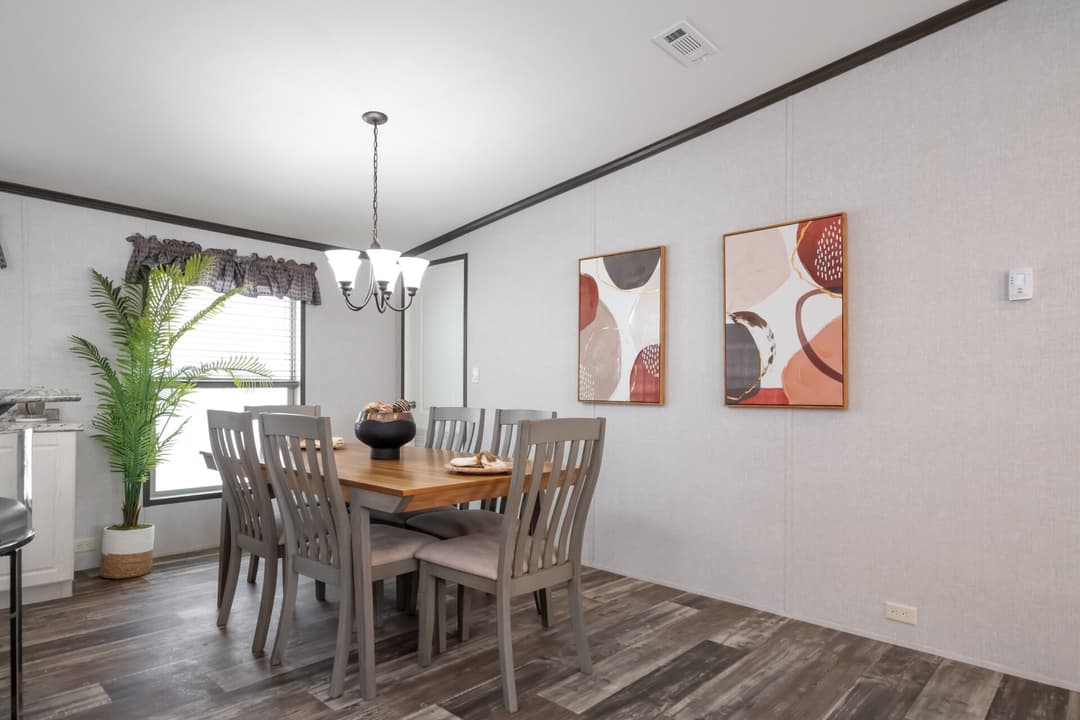 Select s-3256-42a interior home features