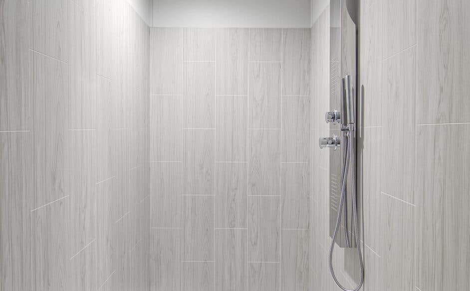 Trailblazer t76b bathroom home features