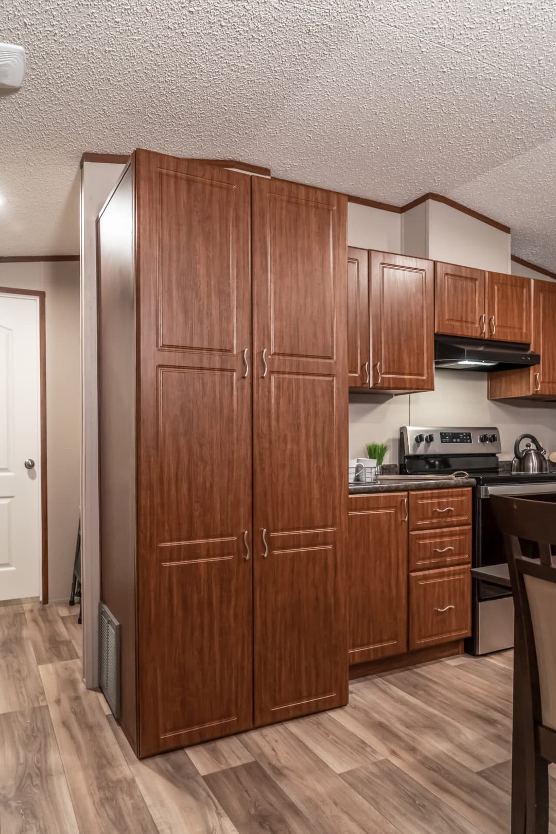 Heritage h-1664-32c interior home features