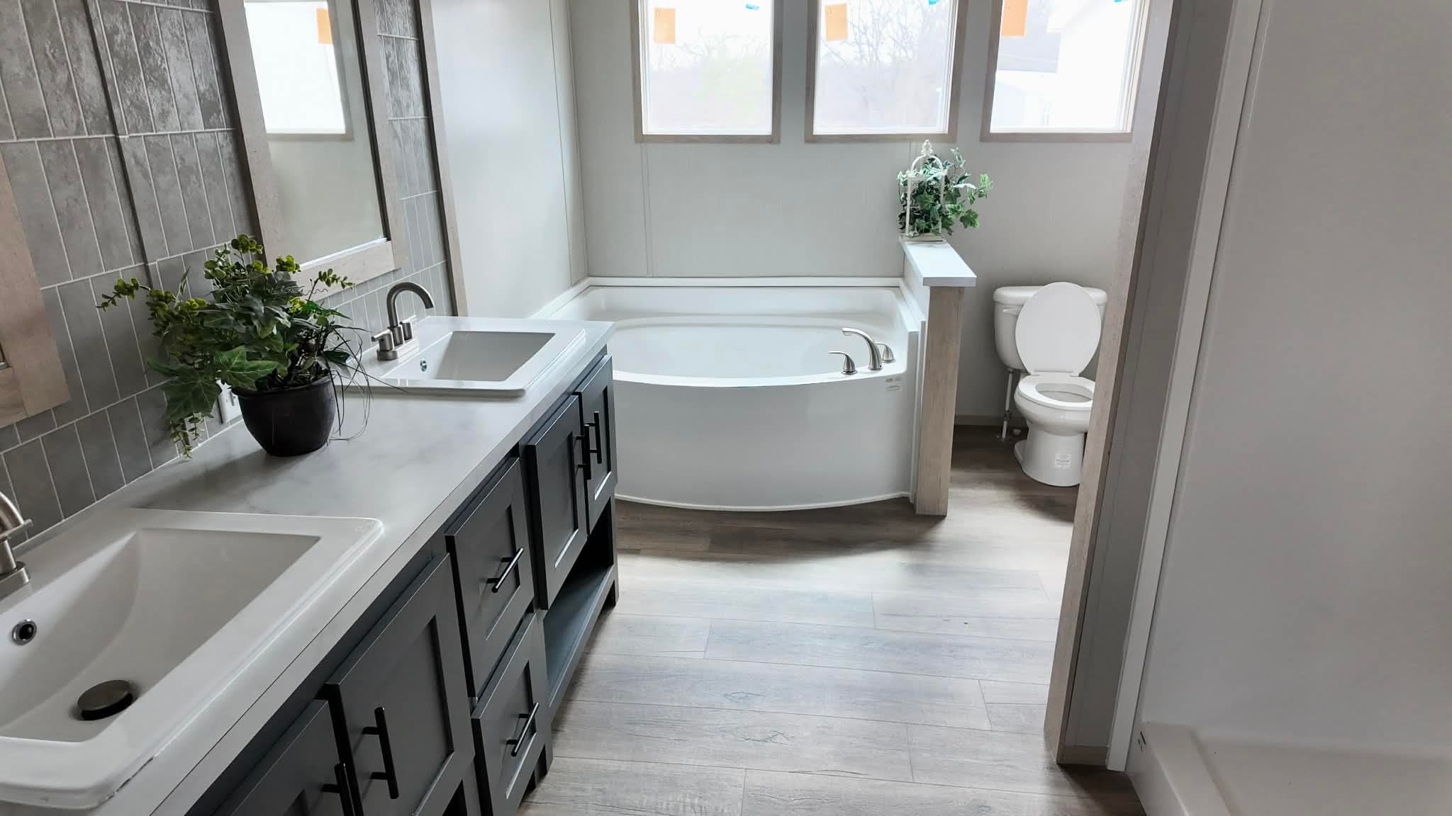 Crockett (hot deal)  home features