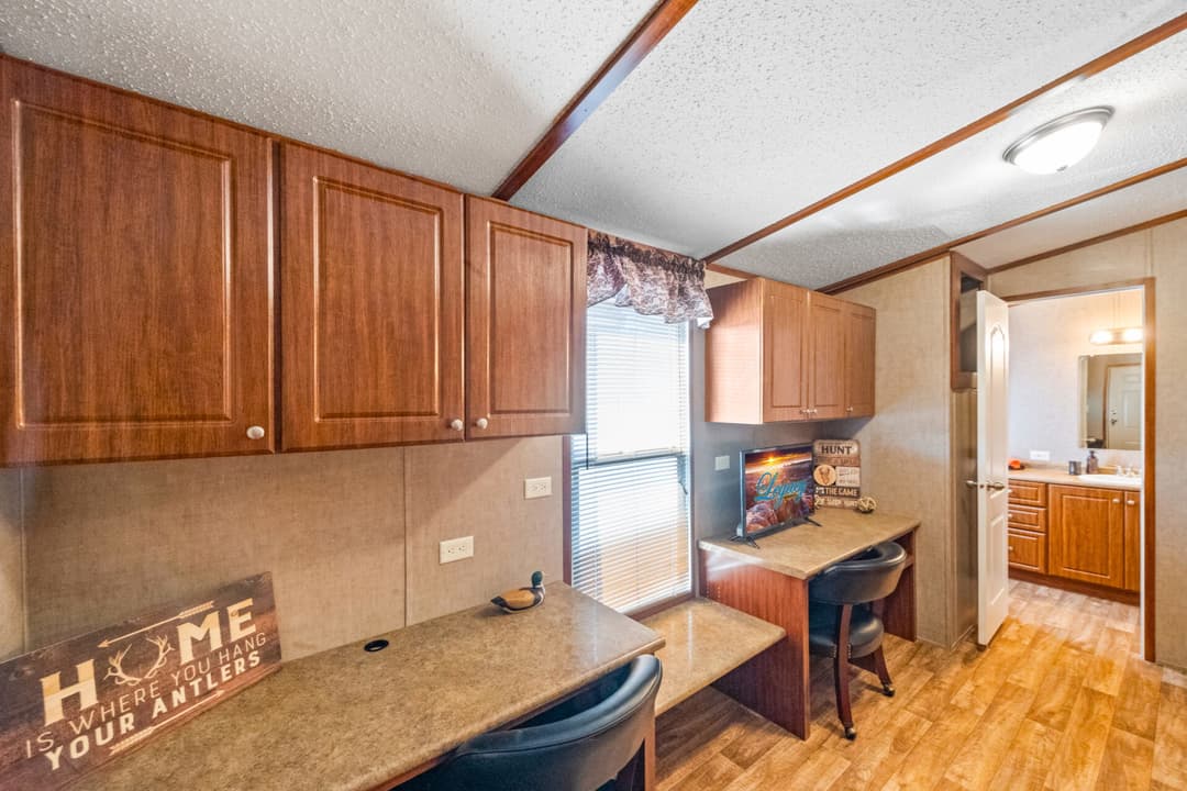 Select s-1234-32a interior home features