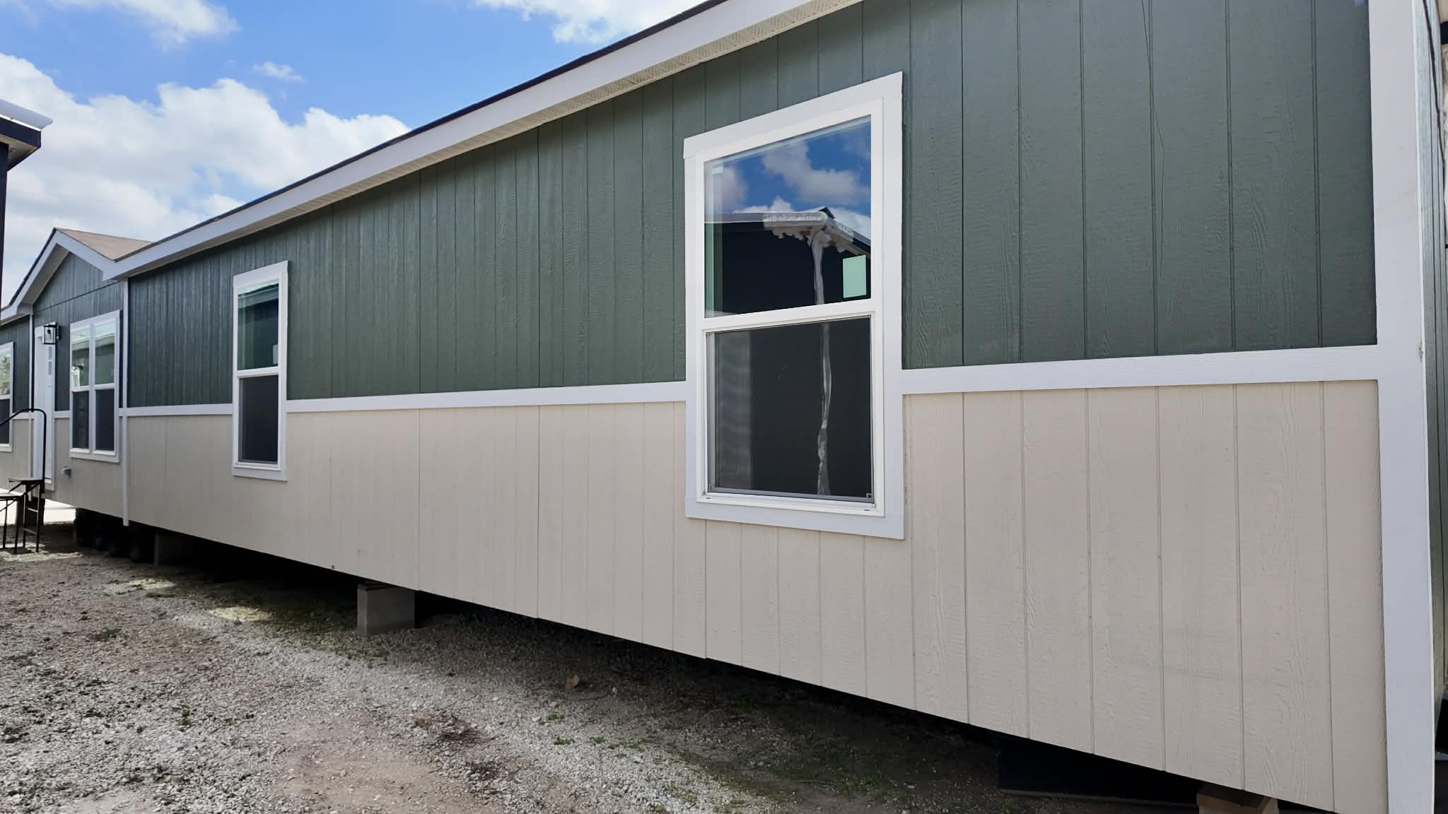 Crockett (hot deal)  home features