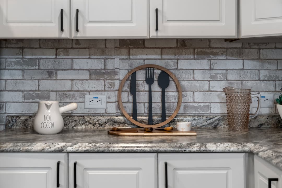 Doublewide h-32×56-42a kitchen home features