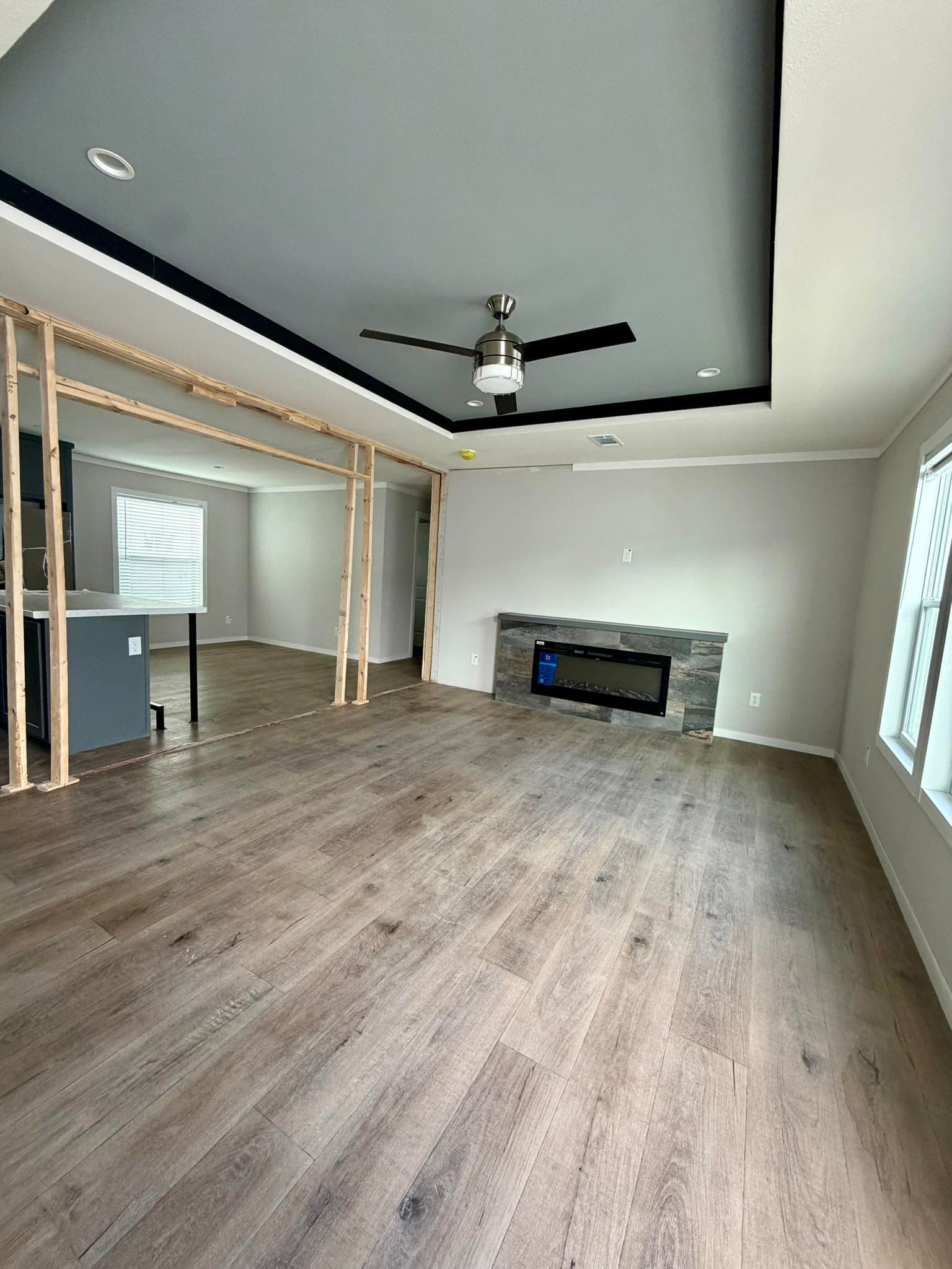 The pelican (hot deal)   home features