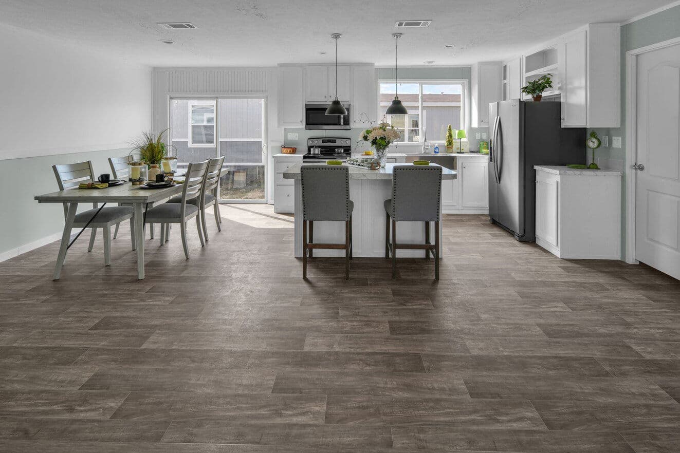 Valu maxx premier 32643e interior home features