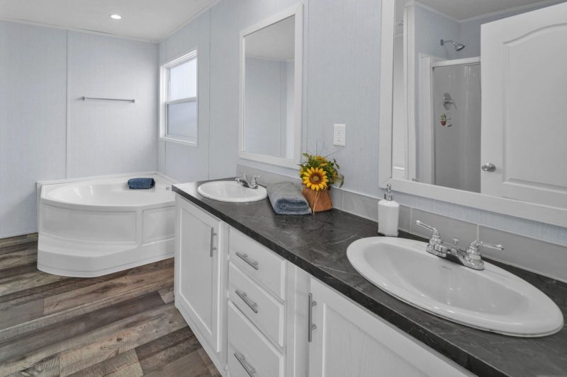 25 web or mls dsc09522 1675098050655 1323 12