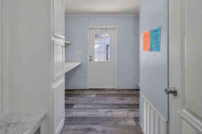 32 web or mls dsc09229 1675096595349 1324 12