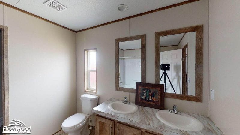 mhforless berkshire 32563b bath 1 1646844698364 1400 12