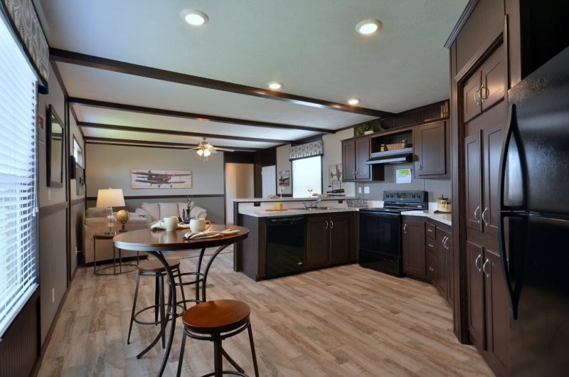 showal1676diningroom 1332 12
