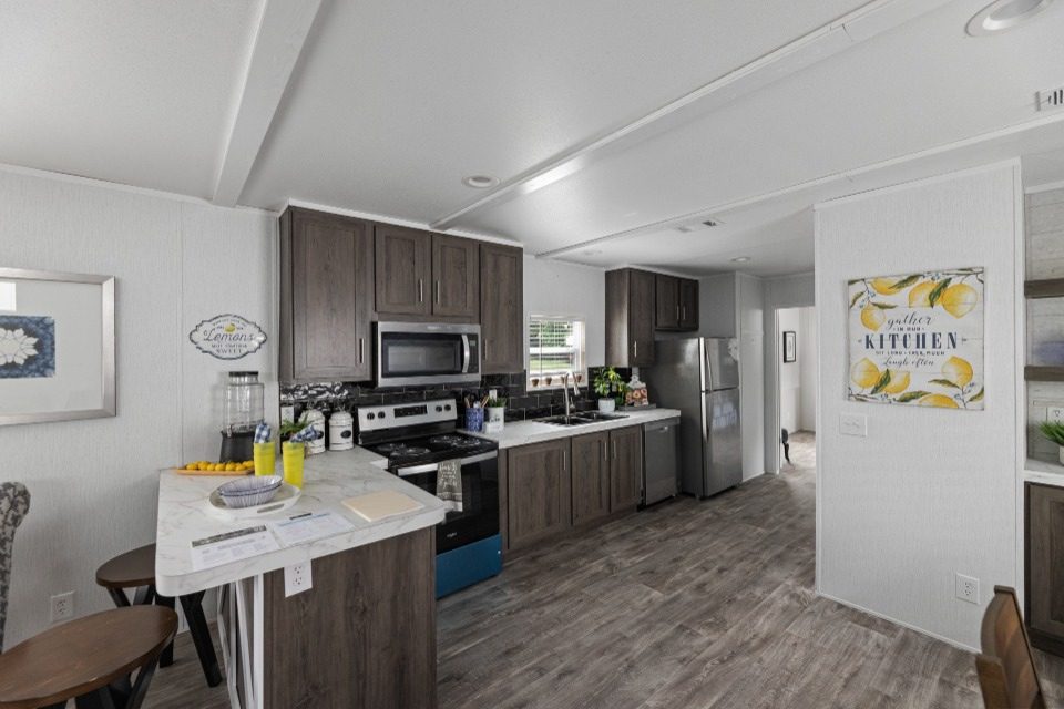 24 fw 240 pinnacle 16763p kitchen 003 web 1714493654706 960 12