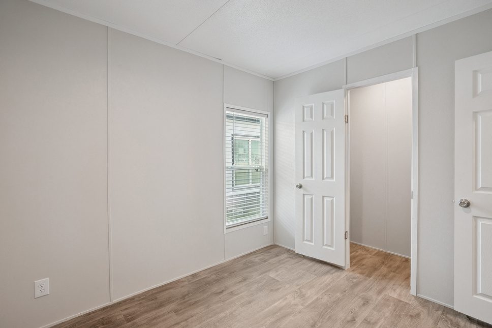 25 c 240 valuhomes 28724p bed006 web 1758145563450 968 11