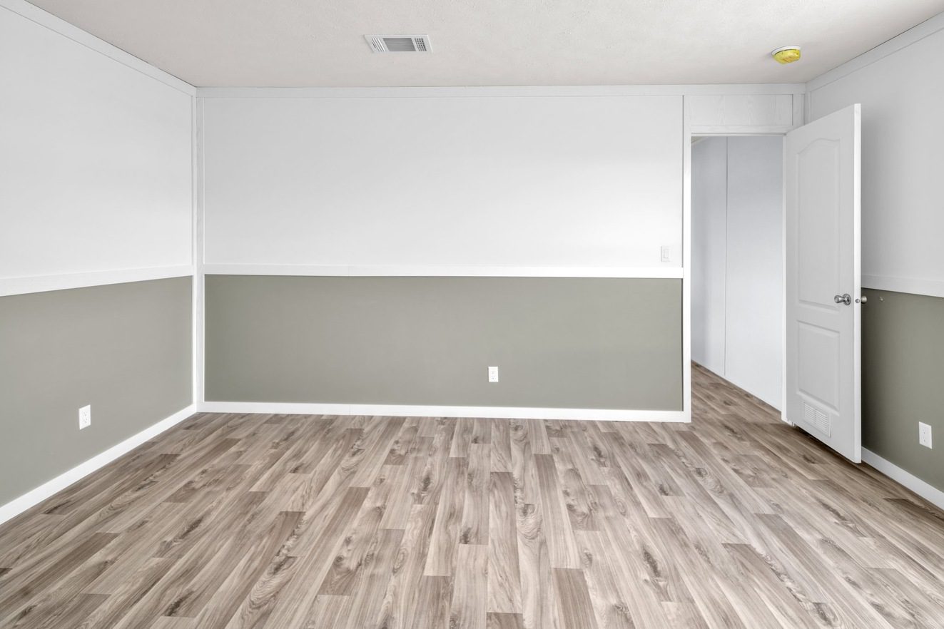 15 web or mls dsc07443 1696346753574 1323 12