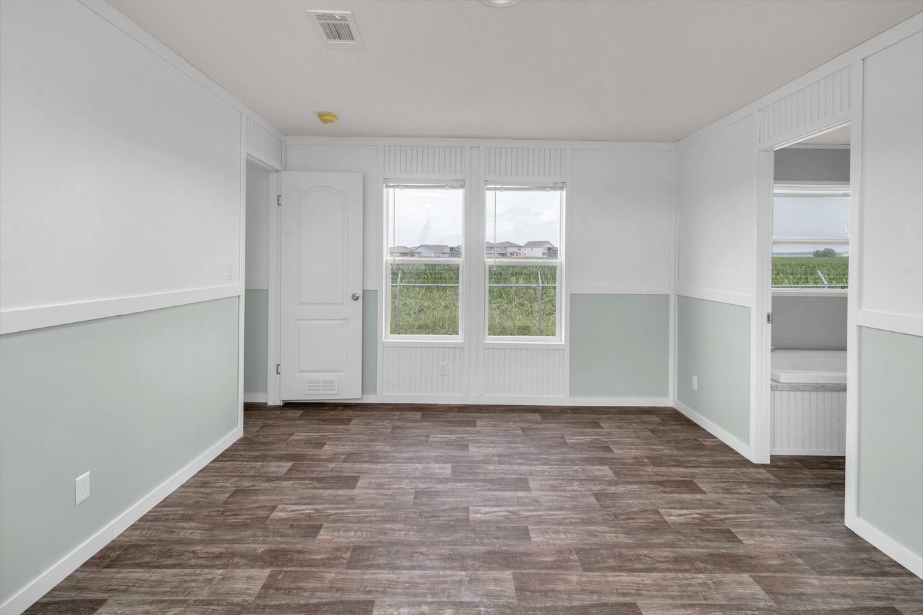 16 web or mls dsc02985 1683813587047 1323 12