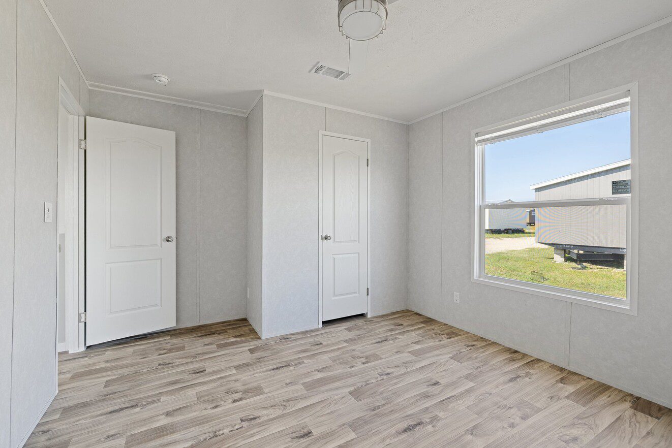 77 web or mls 17325 camino real 1747427546132 1323 12