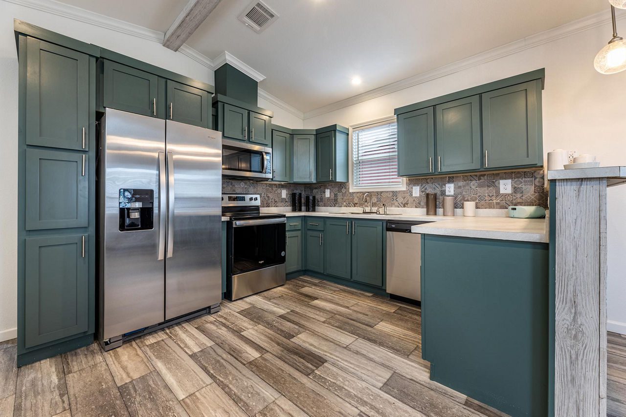 IN1650H11059 Kitchen 1