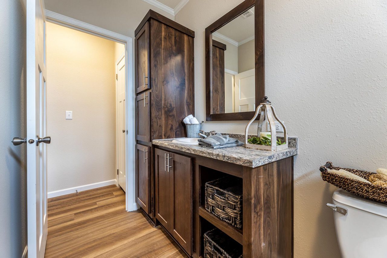 IN3260H32076 Bath 2 (1)