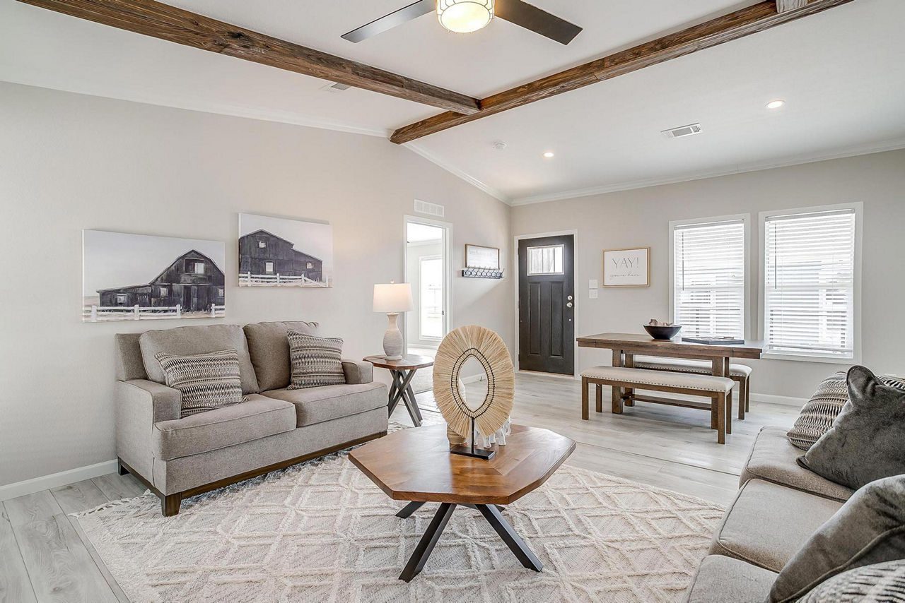 Innovation 2860H Living Room 3