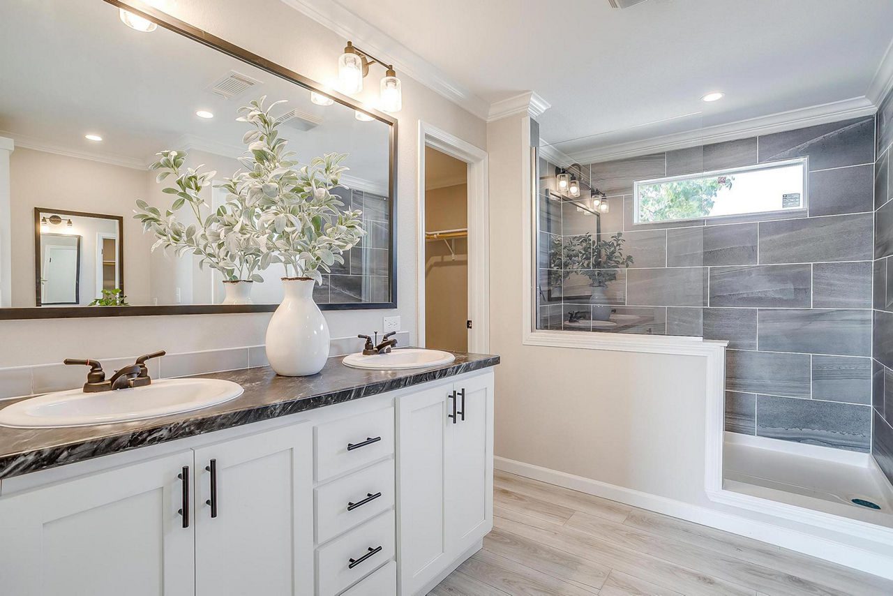 Innovation 2860H Primary Bath 1