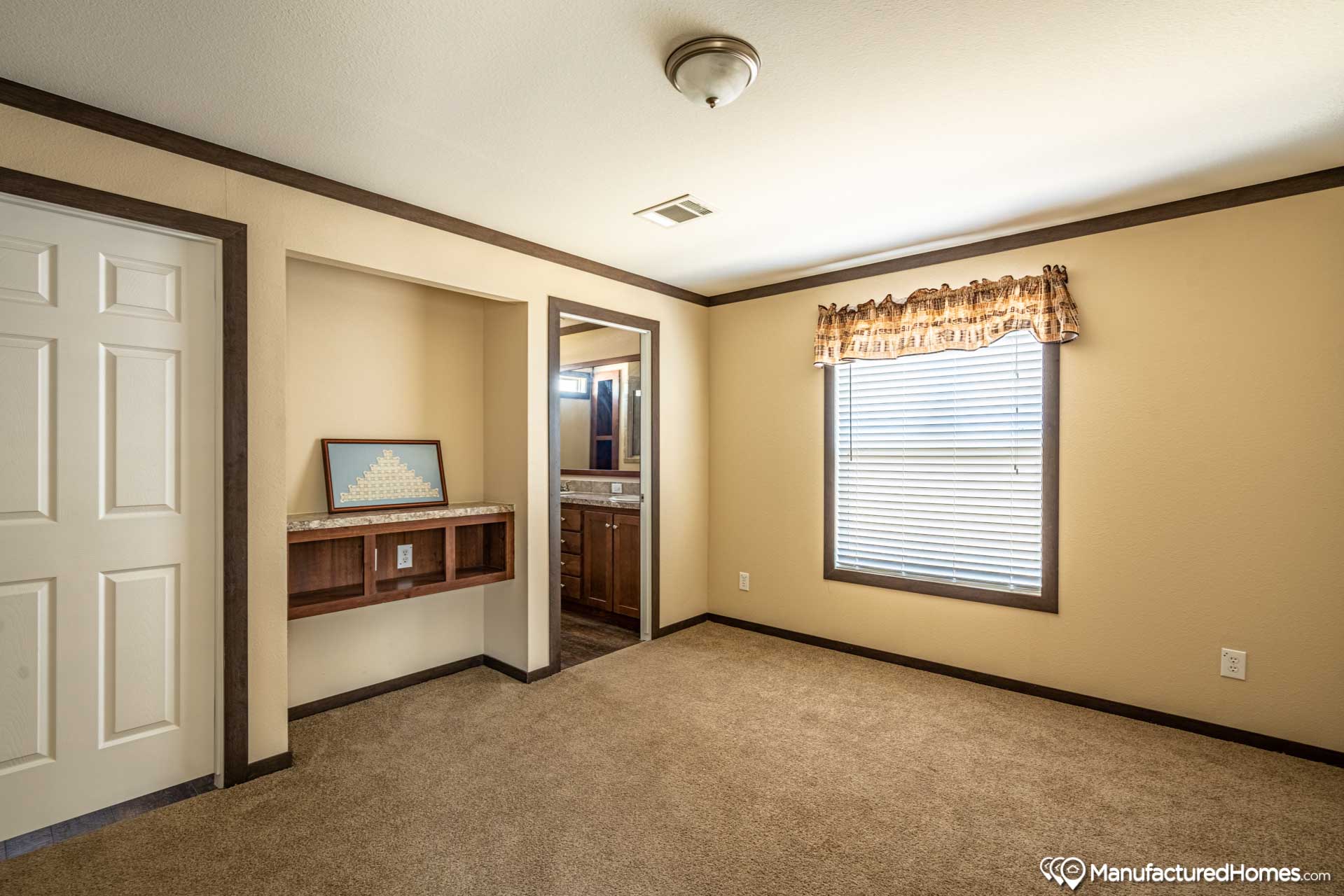 Innovation IN1676A bed 1